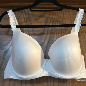 Aerie Real Sunnie, 42C, cream colored